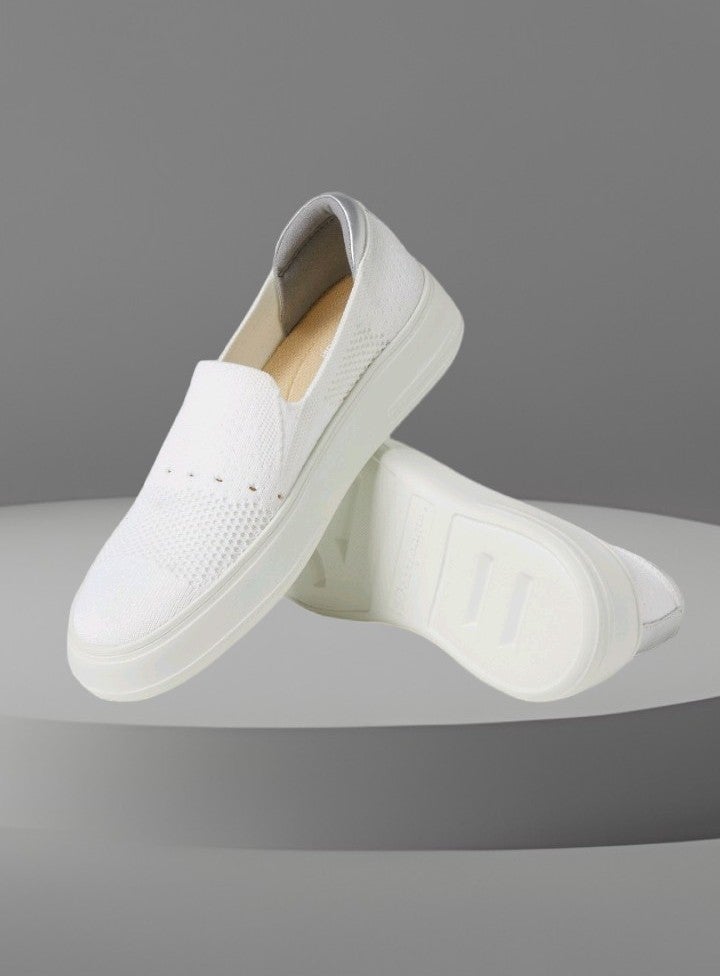 WOMEN'S DEARFOAM ORIGINAL COMFORT SOPHIE SLIP-ON SNEAKERS 7,5
