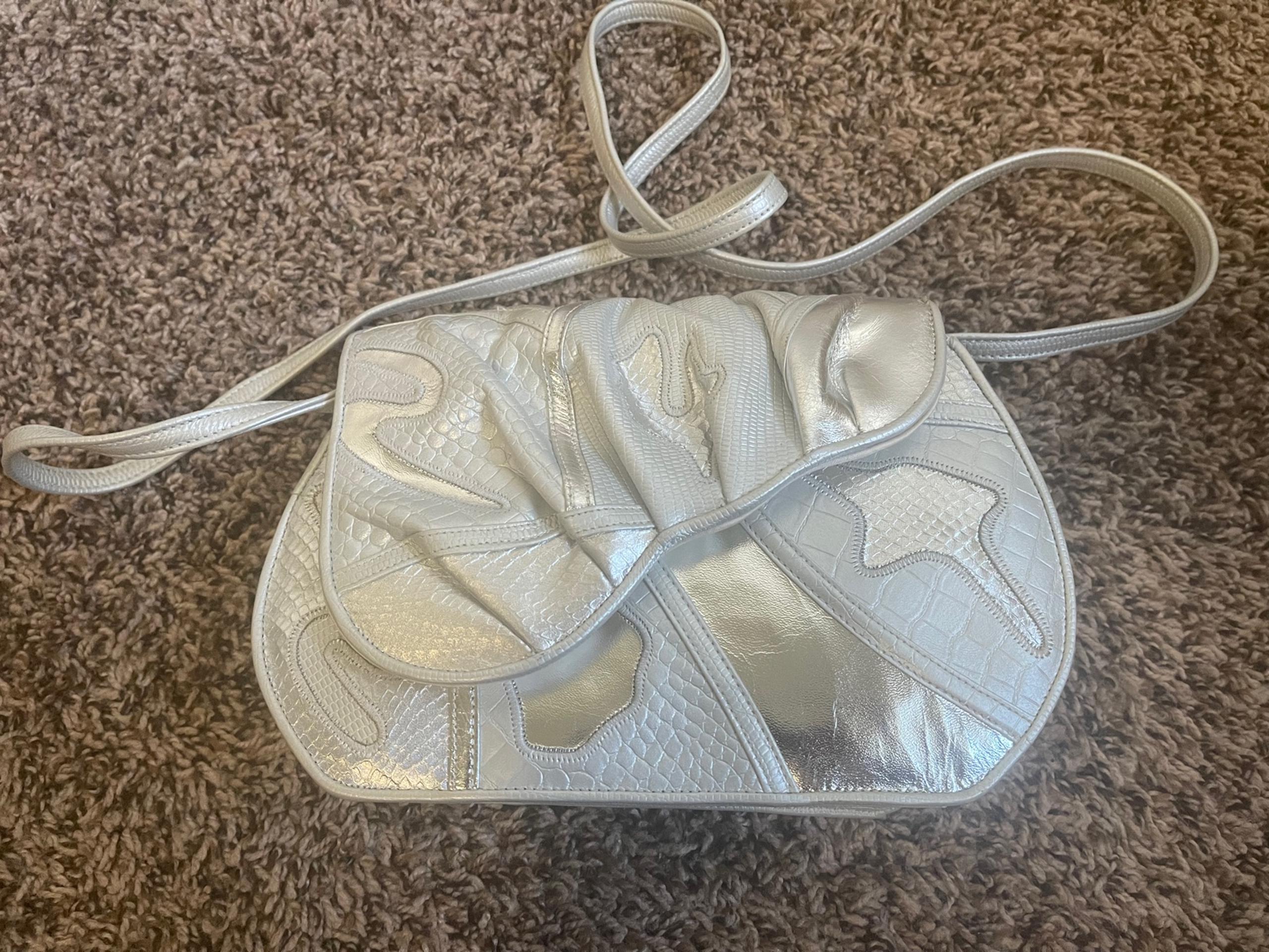 Silver Sharif Clutch Purse