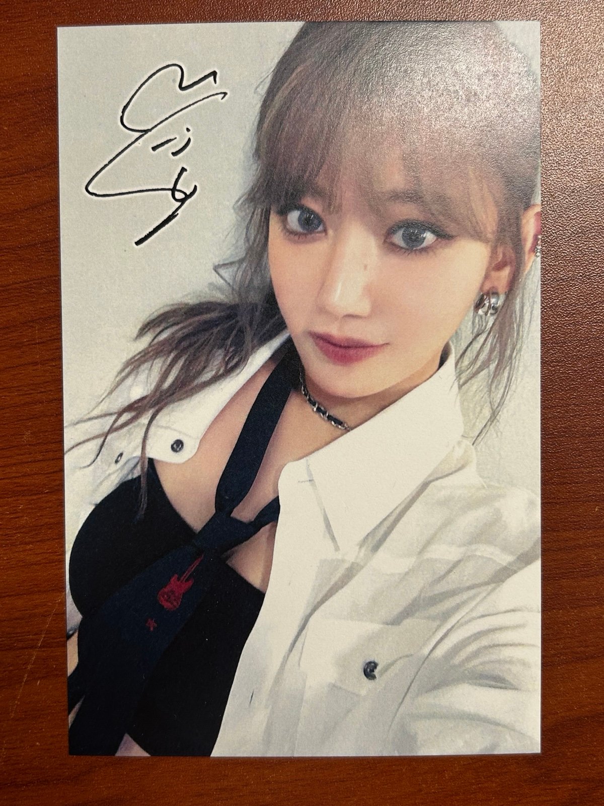 LE SSERAFIM SAKURA CRAZY POSTCARD HELLO82