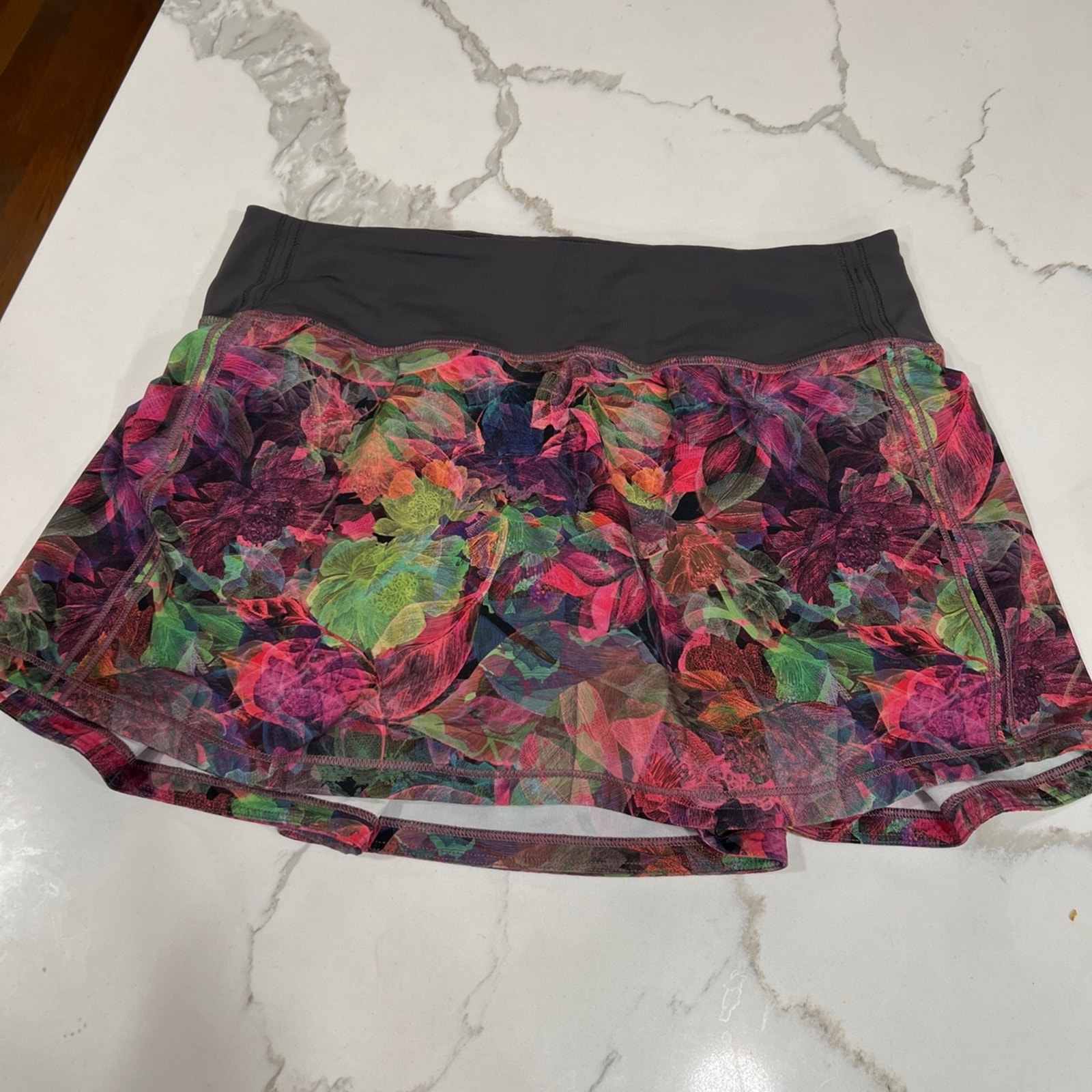 Lululemon Pace Rival Mid-Rise Skirt Vivid Floral Tone Multi 6