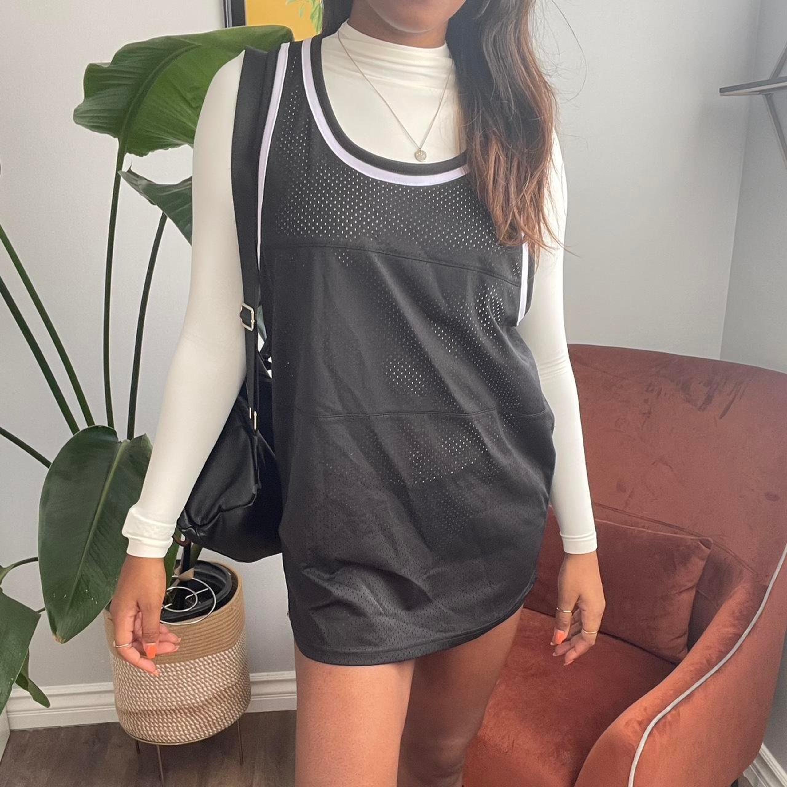 H&M Women's Black and White Dress