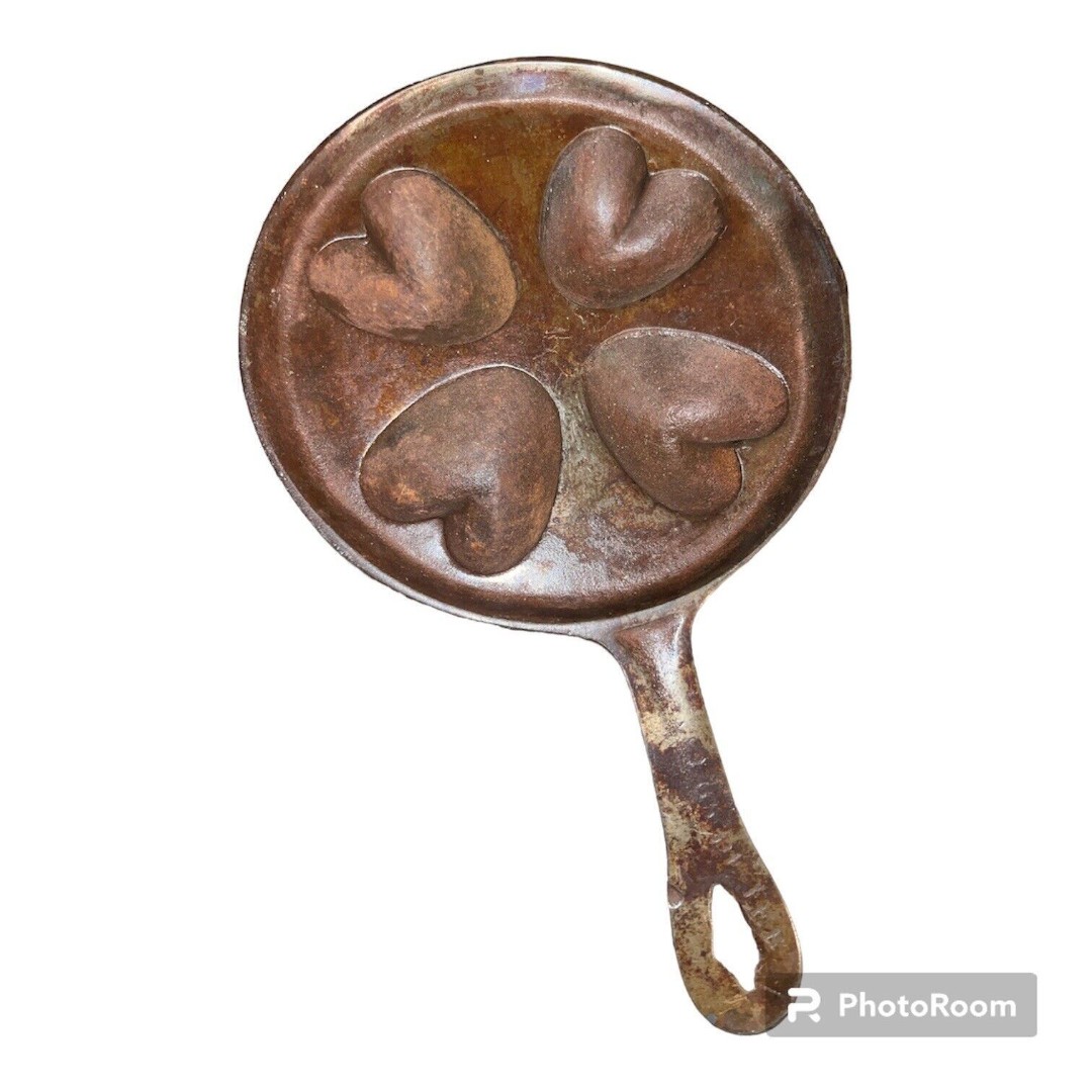 FRENCH CAST IRON BRONZE HEART SHAPED MUFFIN PAN COUER DE FER SKILLET PATINA