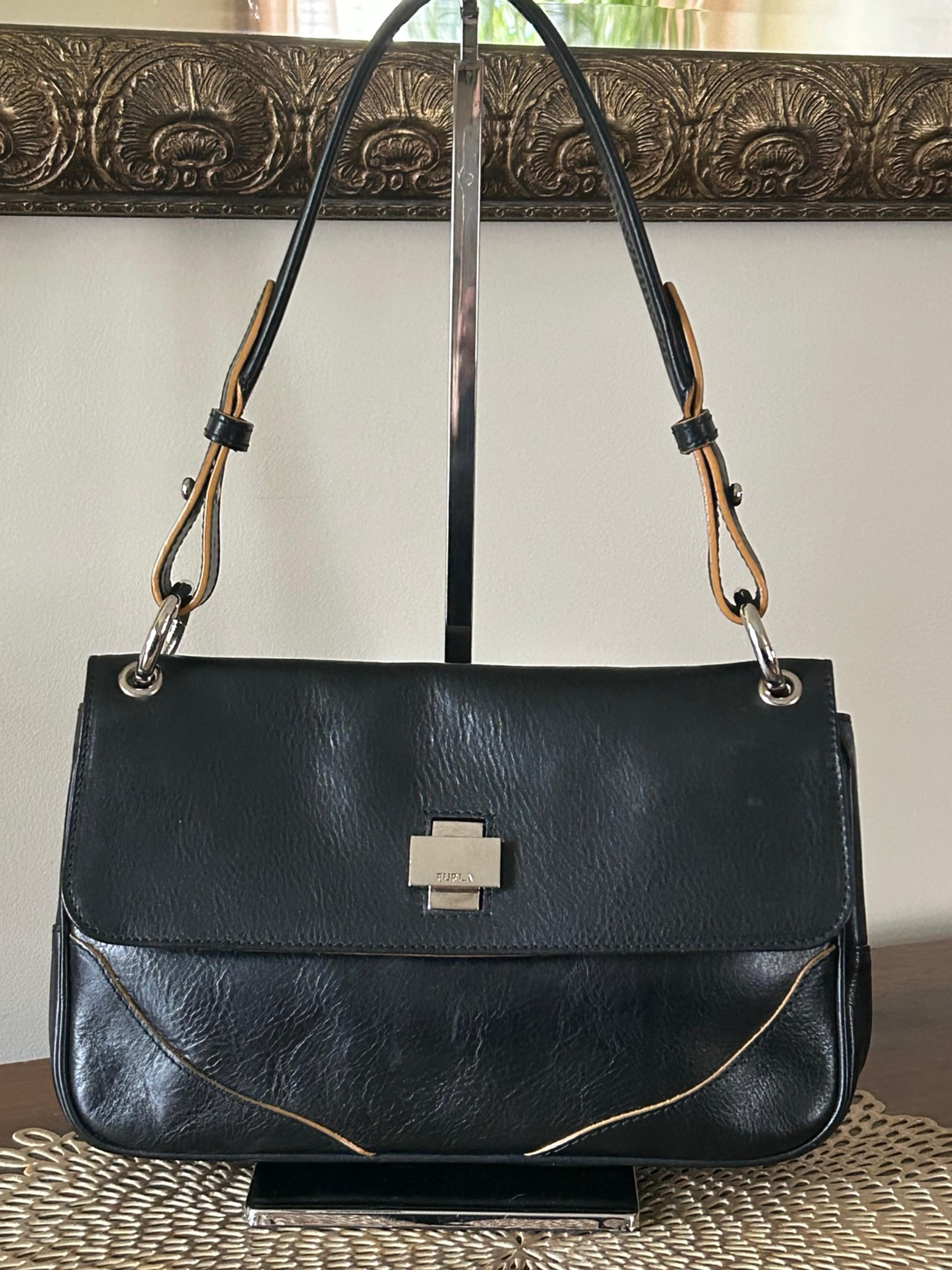 Vintage Furla Shoulder Bag-EUC