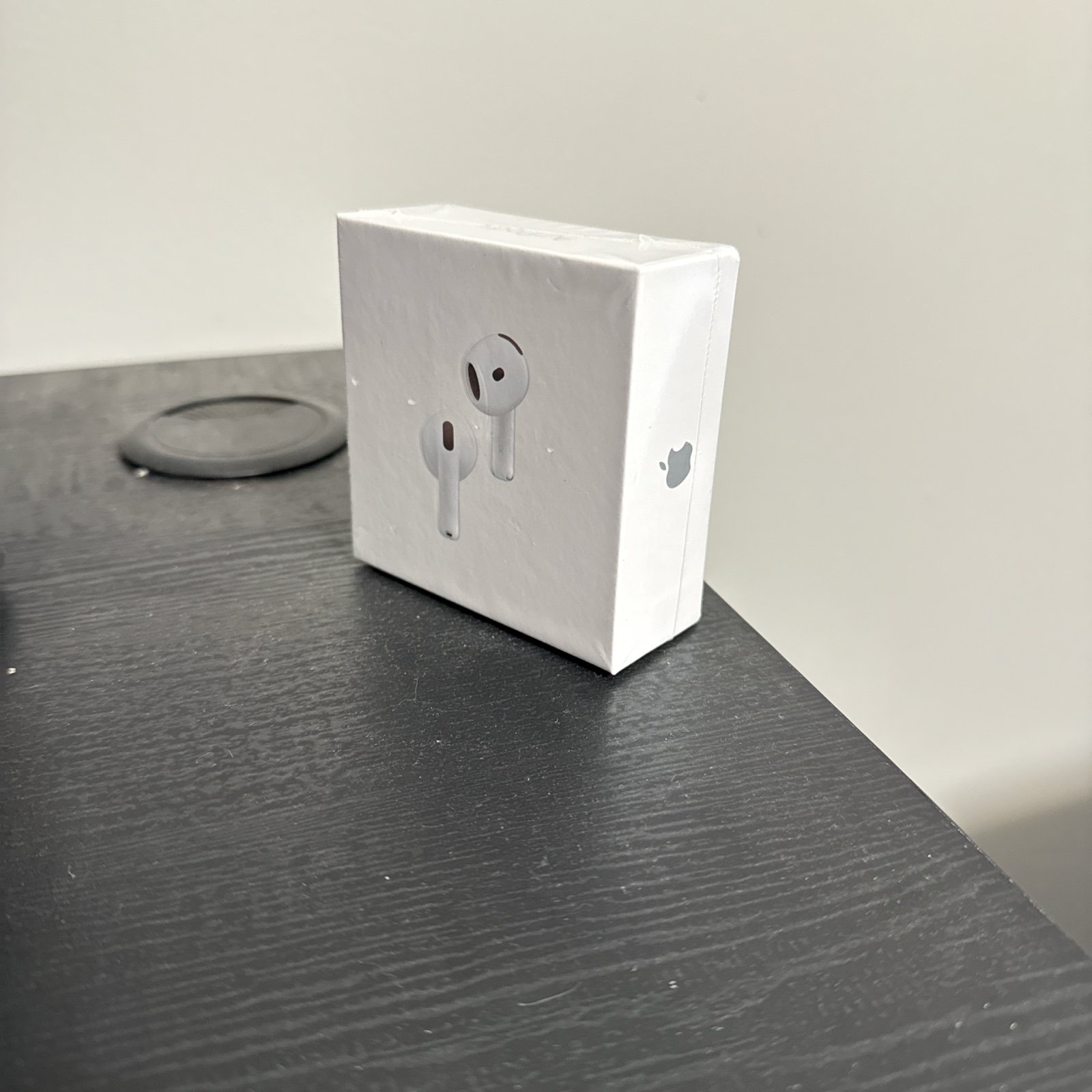Apple AirPods 4 Active Noise Cancellation
