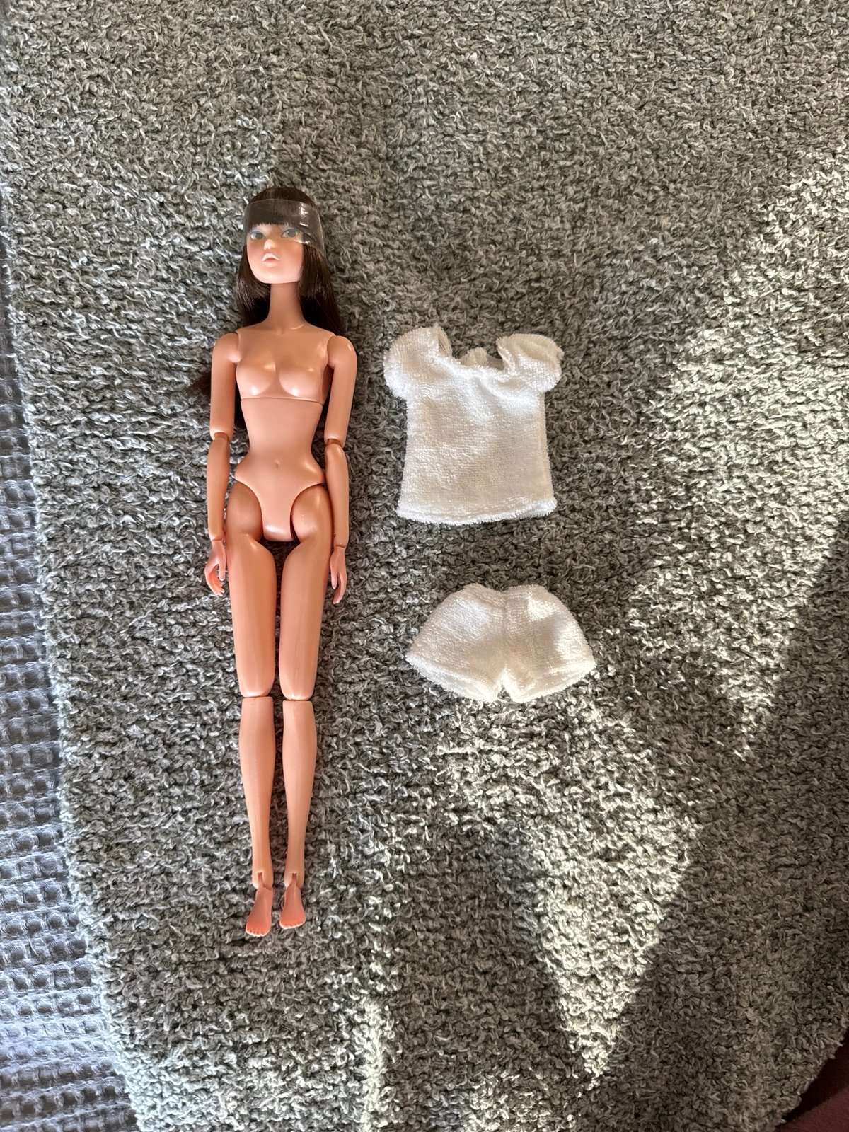 Today’s Momoko 1904 (cracked neck)