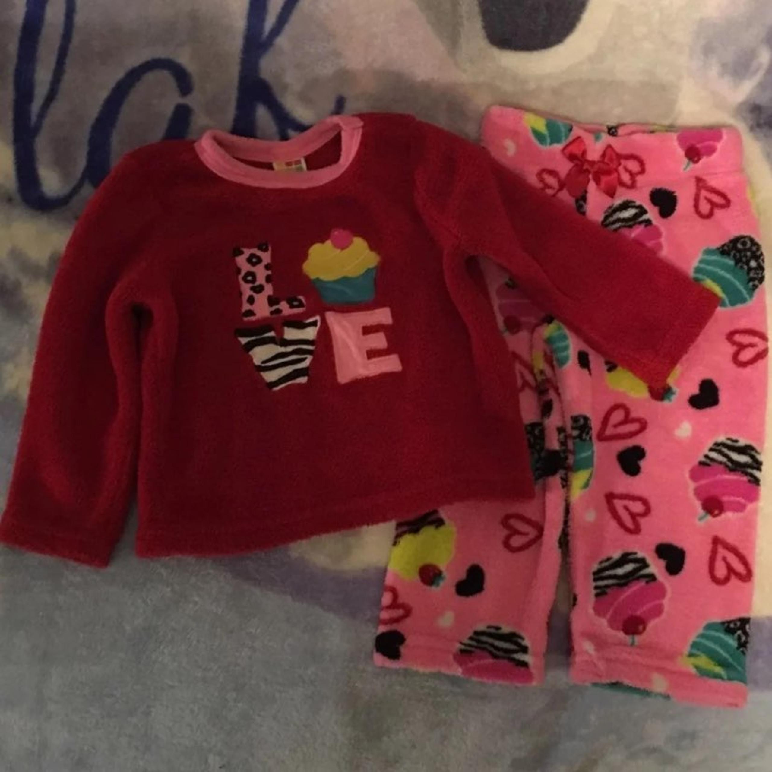 Girls Pajamas Outfit Size 24 Months