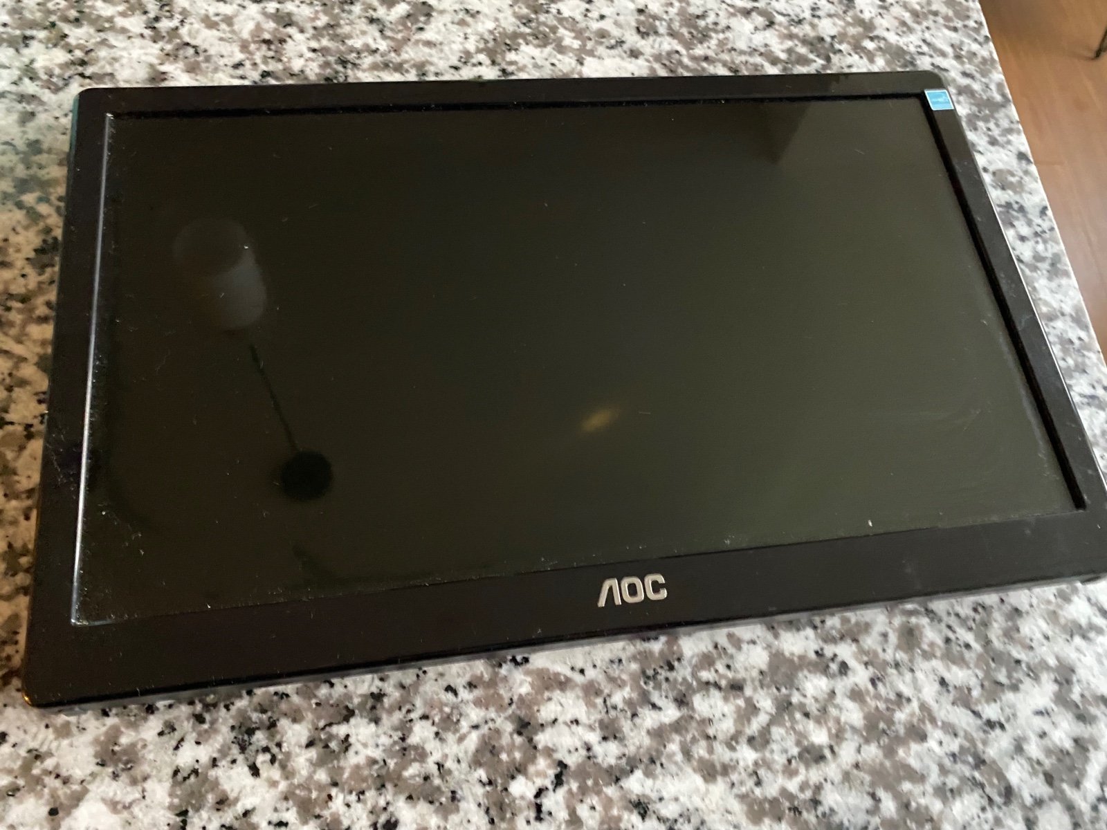 AOC USB Monitor 16-inch e1659 plus case