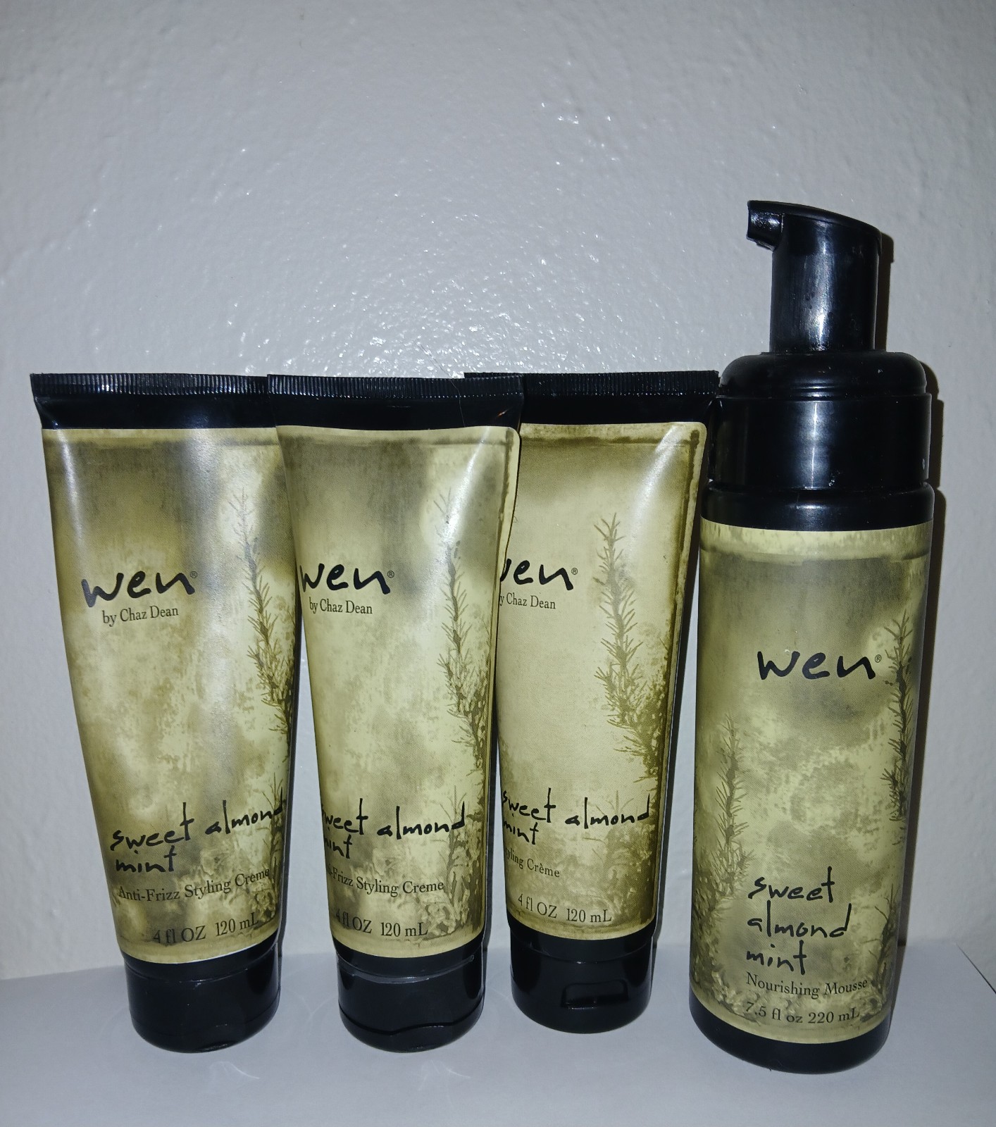 WEN by Chaz Dean Sweet Almond Mint Anti-Frizz Styling Creme Styling Cream Mousse