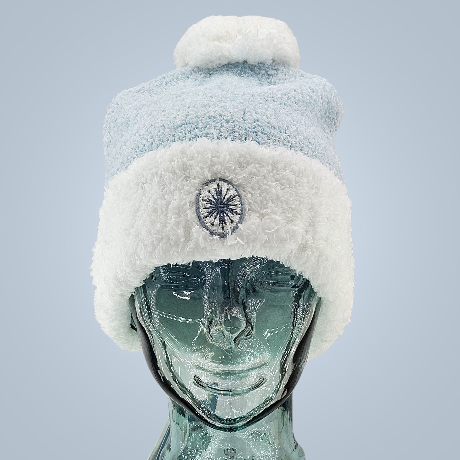 Barefoot Dreams x Disney Hat Beanie Frozen Heathered Ice Blue Slouchy Pom Pom