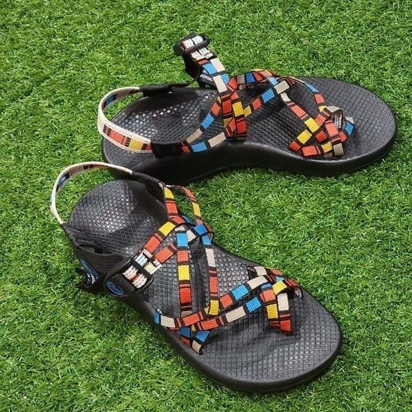 CHACO Classic - Women's Sandals - SIZE 8