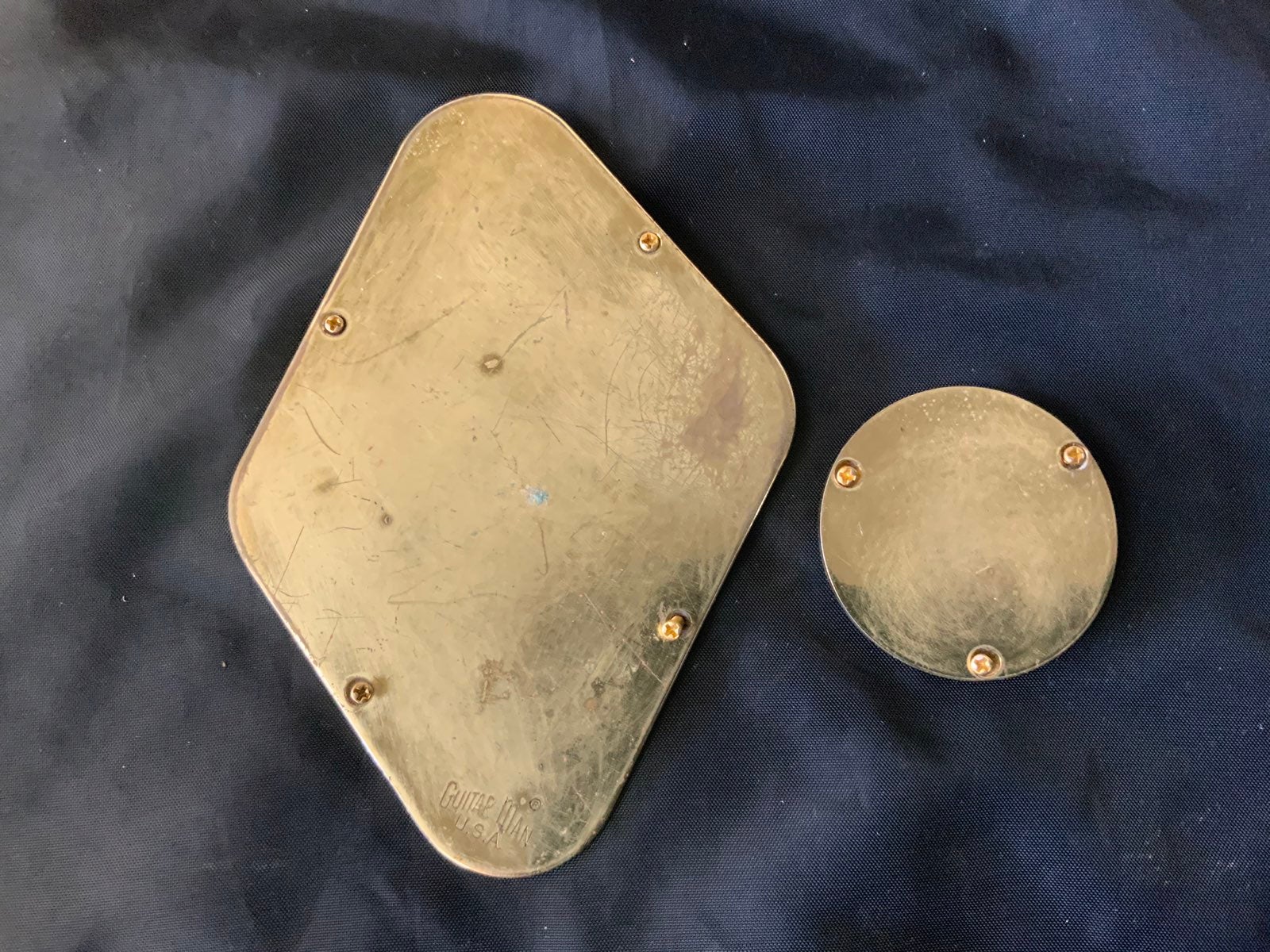 Gibson les paul 1974 gold cover plates