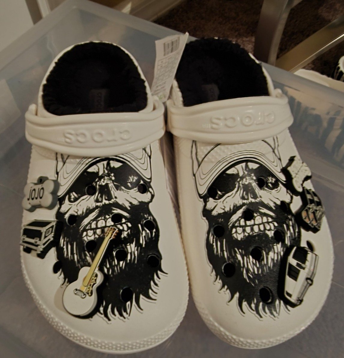 NWT Luke Combs Crocs White Unisex Fuzzy Interior W7