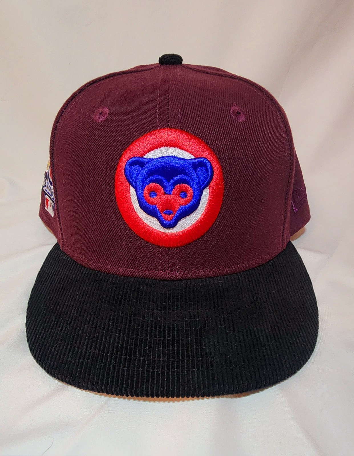 Chicago cubs fitted wrigley field side patch corduroy brimSize: 7 5/8