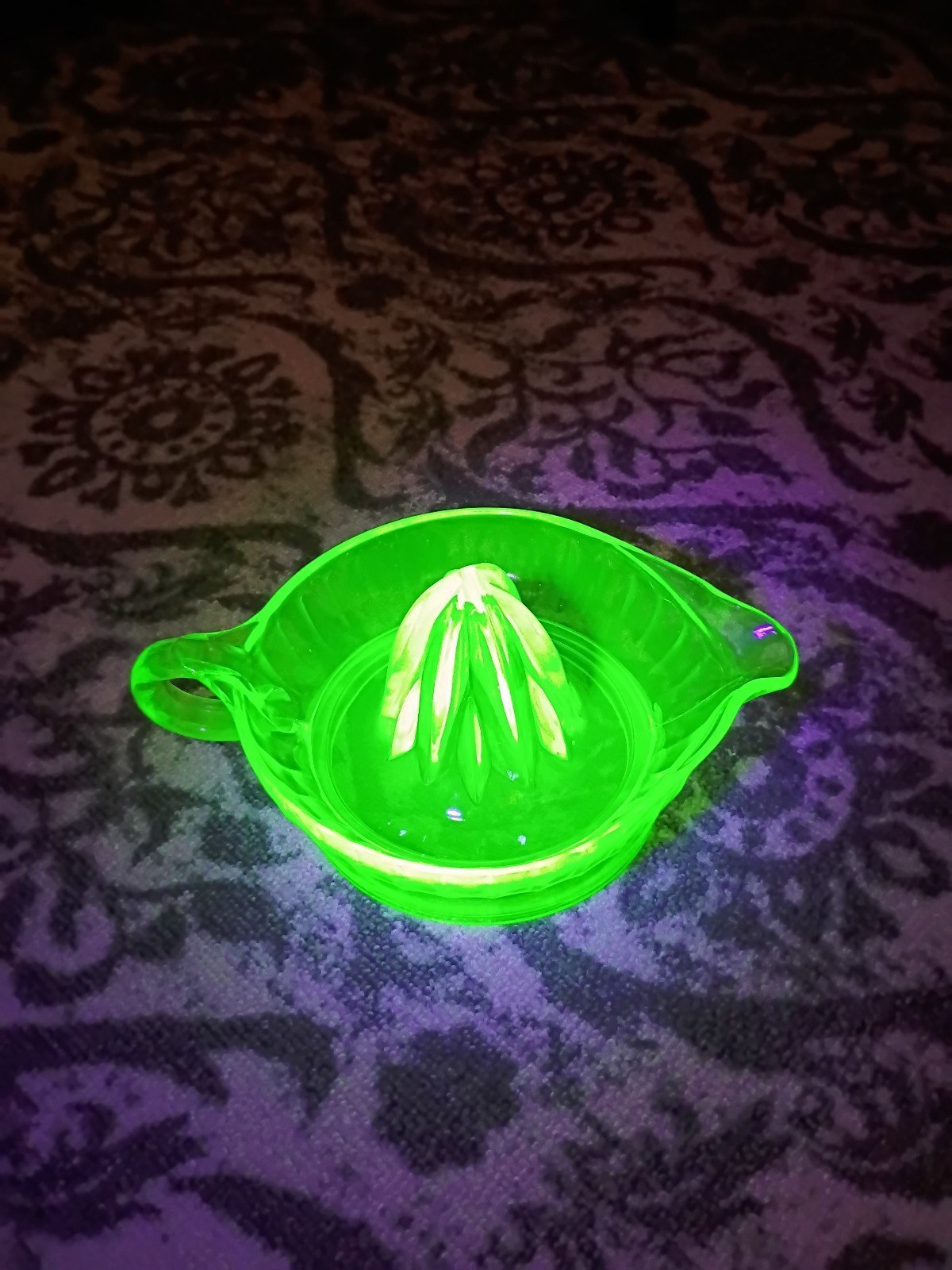 Uranium/Vaseline Glass Juicer