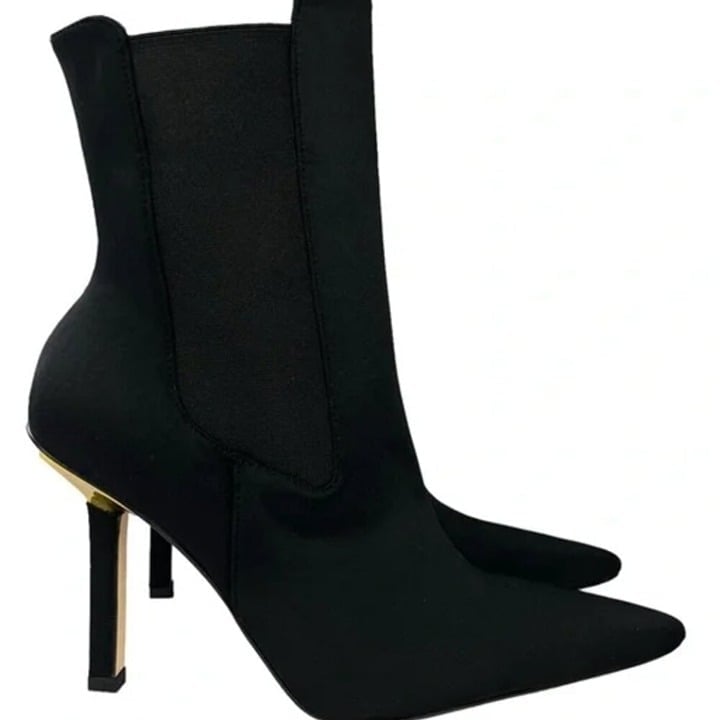 NEW Good American Pointed Toe Heeled Bootie Black Neoprene Women's 9.5 GA118N-X