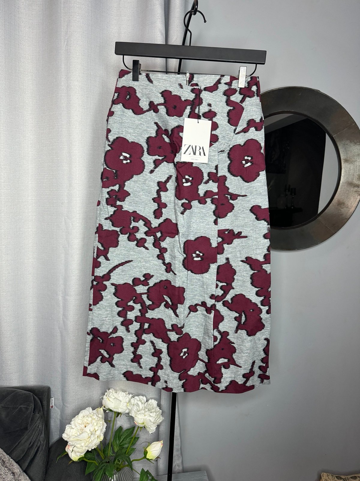 Pre-Sale - NWT Zara STUDIO COLLECTION Limited Edition Floral Print Skirt Size S Small - Off:£45[hoWomen_4627033ua]