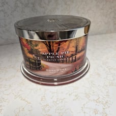 HomeWorx by Harry Slatkin Apple Pie Picnic 4-Wick Candle 18 oz NEW
