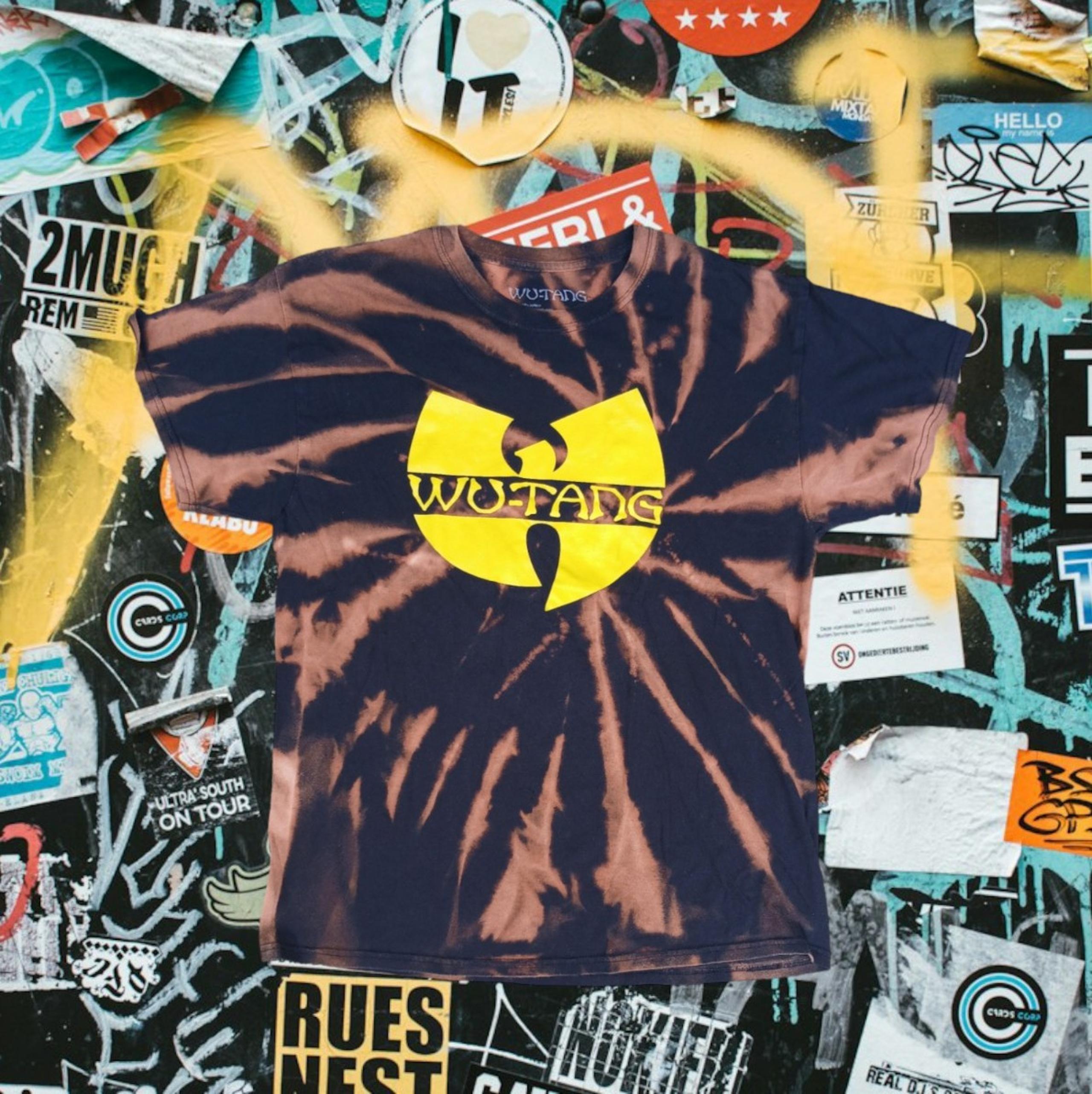Wu-tang Bleach Tie-dye Hip Hop Music Band Men's Large Black Graphic Tee T-shirt