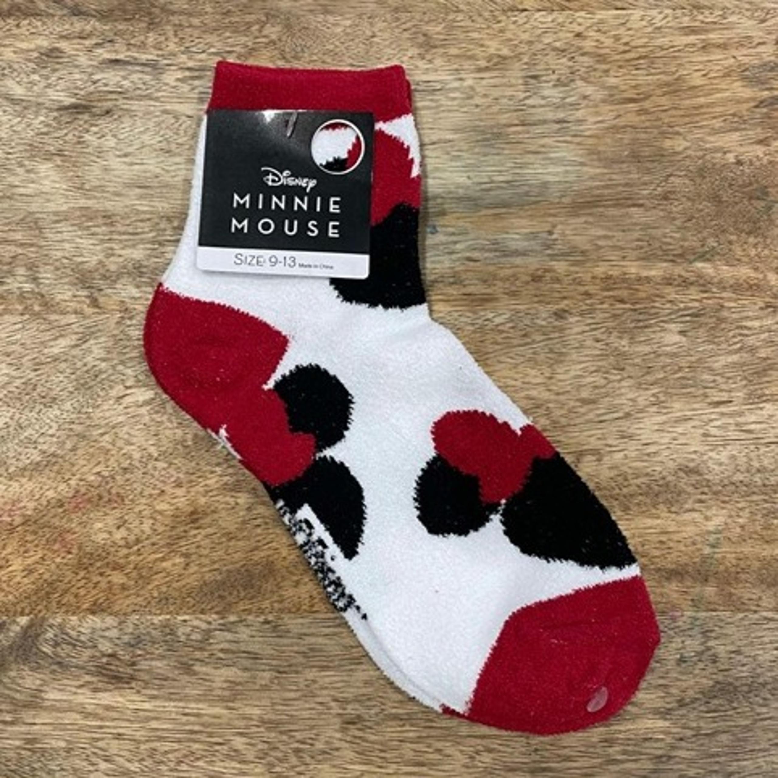 NEW Adult Minnie Mouse Fuzzy Socks
