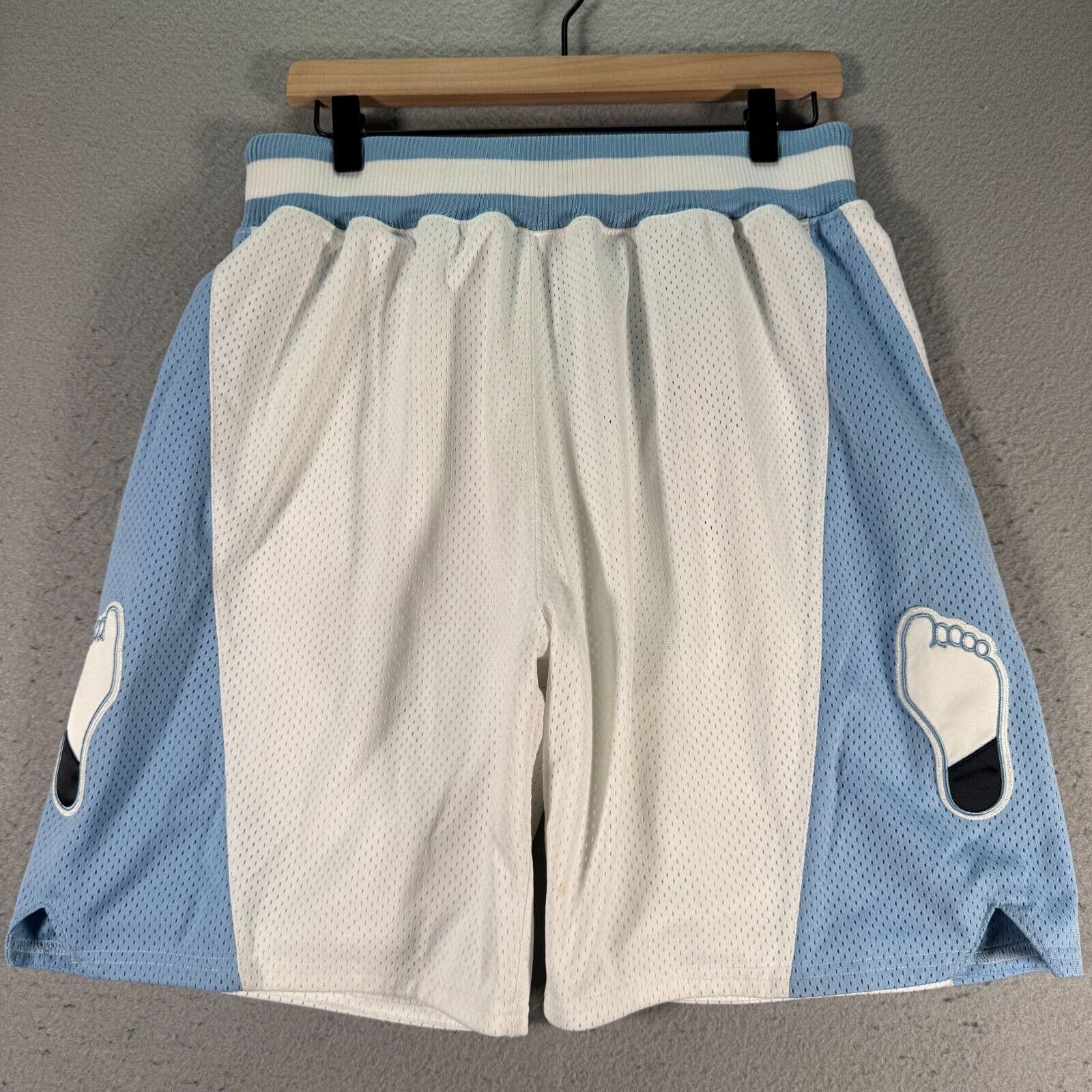 North Carolina Tar Heels Swingman Shorts Mens Medium White Blue Throwback NCAA