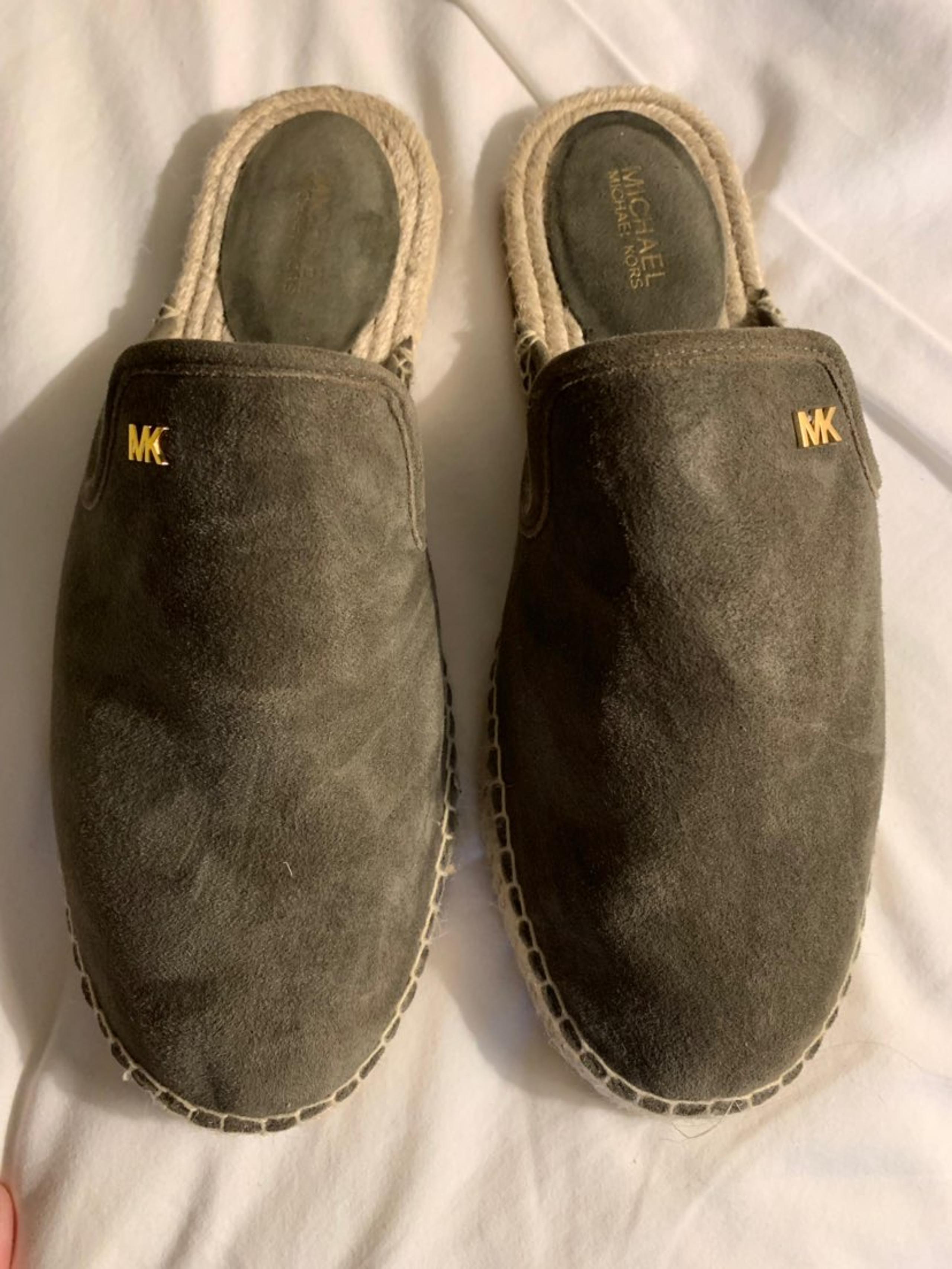 NWT Womans Michael Kors Mule Slide Shoes