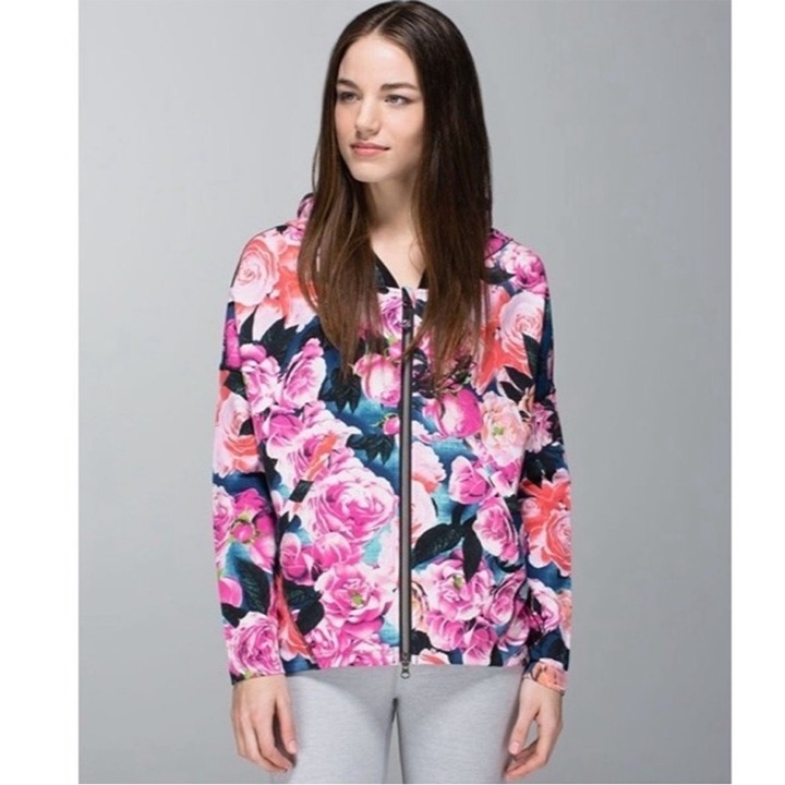 Lululemon Women's Hold Your Om Hoodie FloralSecret Garden and Black