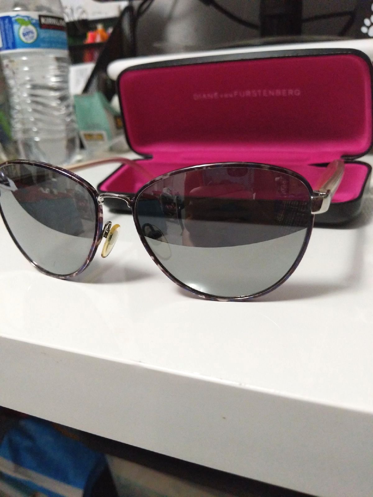 Diane Von Furstenberg Women's Oversize Soft Cateye