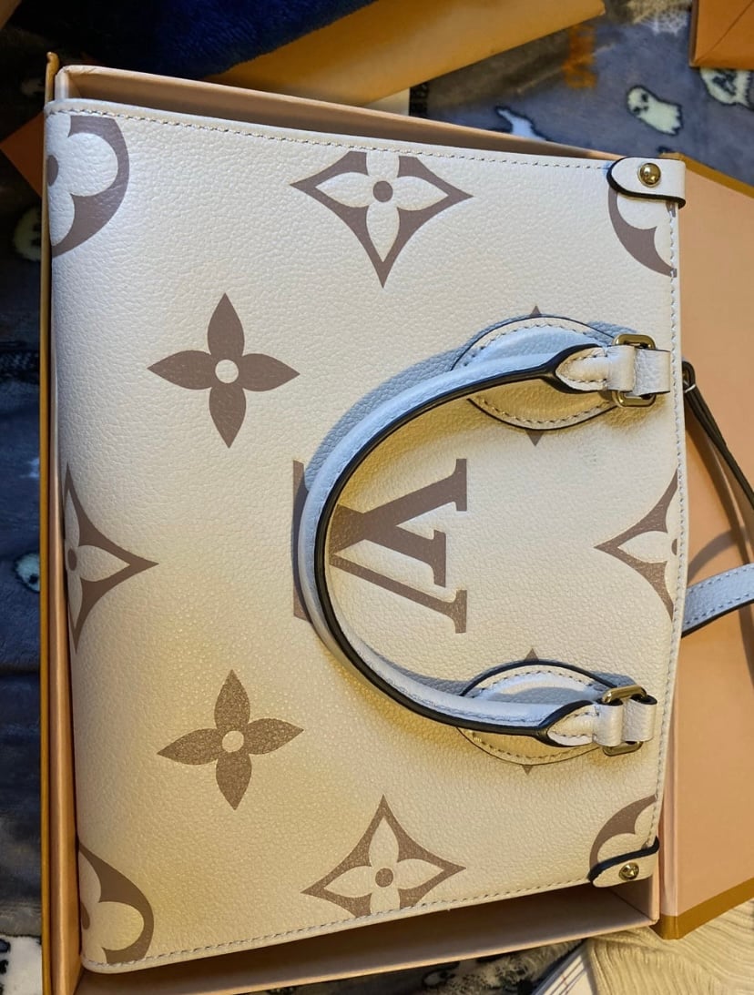 Louis vuitton bag SOLD