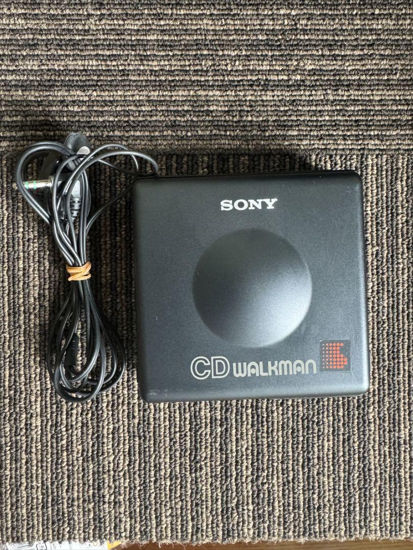 SONY D-82 Portable CD Player