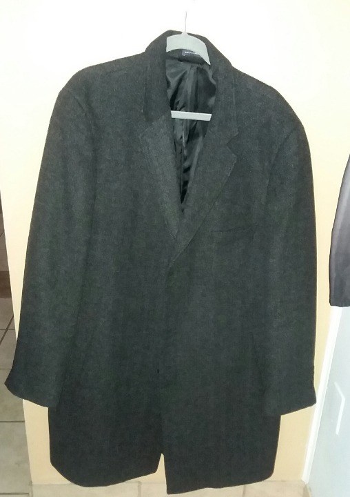 Mens Stafford Wool Blend Dress Coat Sz 46 Reg ---Made in Vietnam 3 Button up