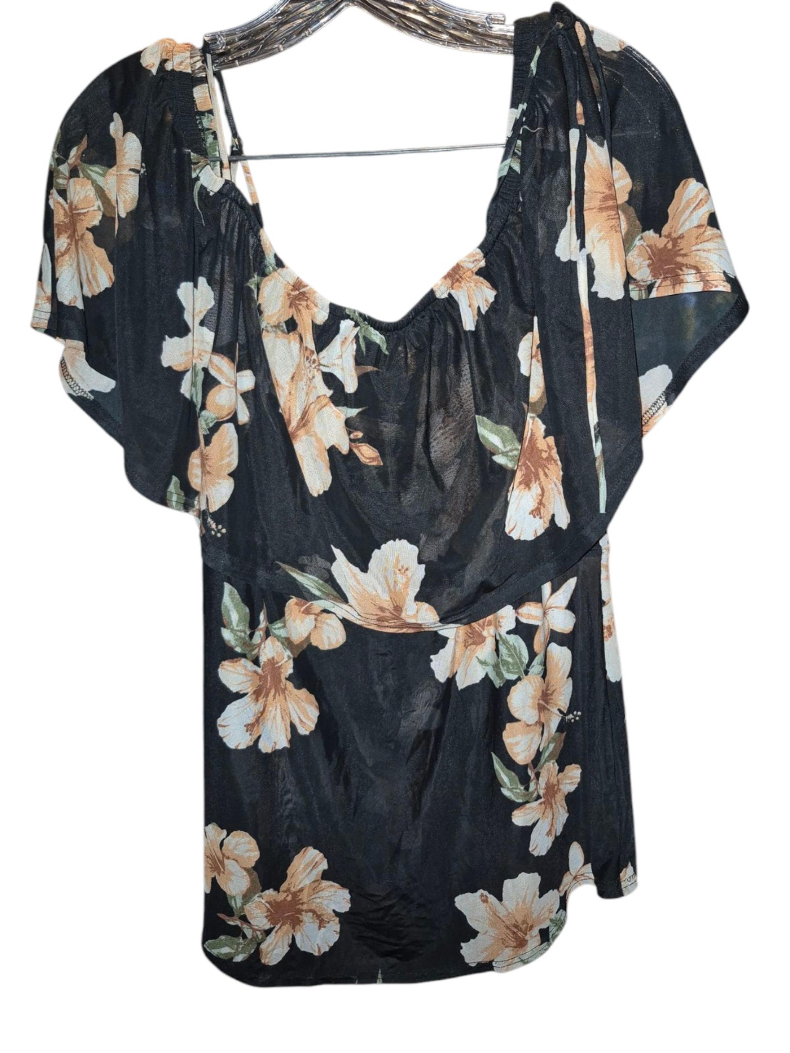 SirenLily Maternity Floral Top