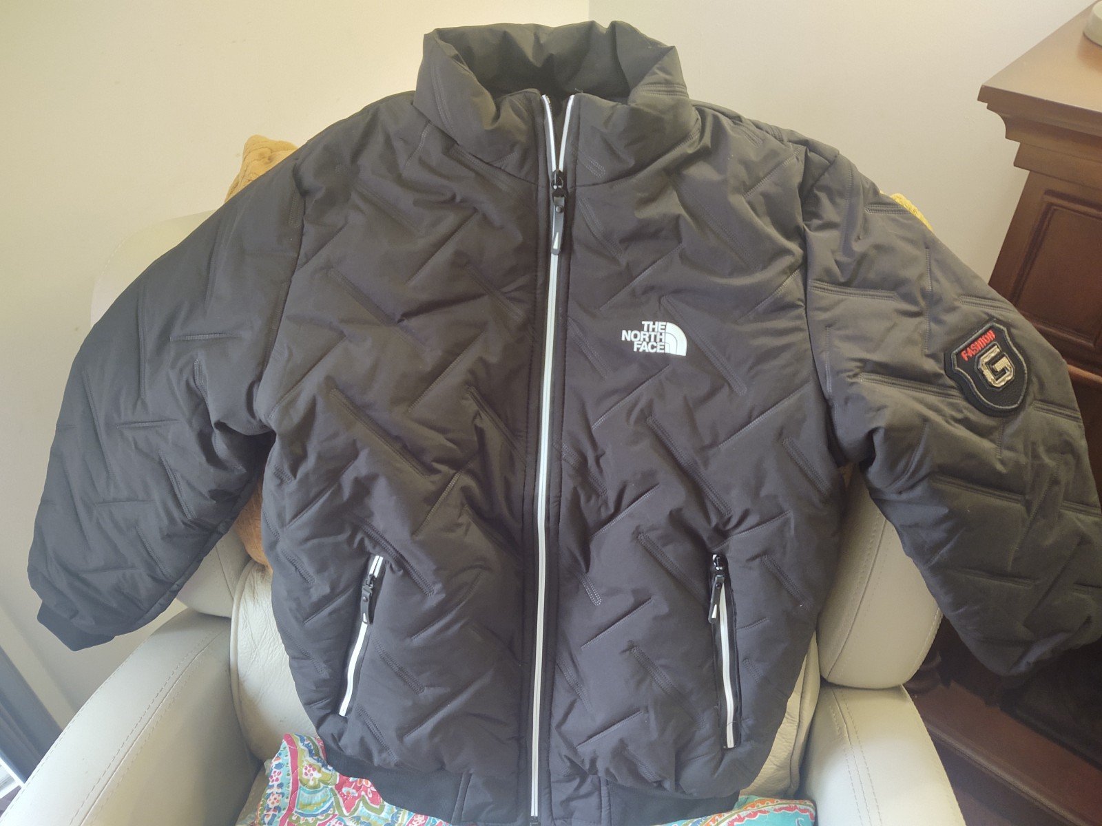 New The North Face Youth XL Jacket