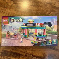LEGO Friends 41728 Heartlake downtown diner _ NEW