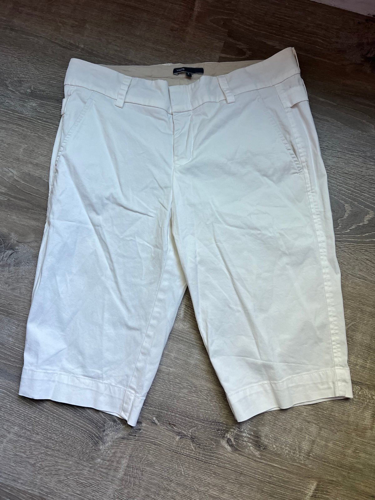 Vince women shorts- 2