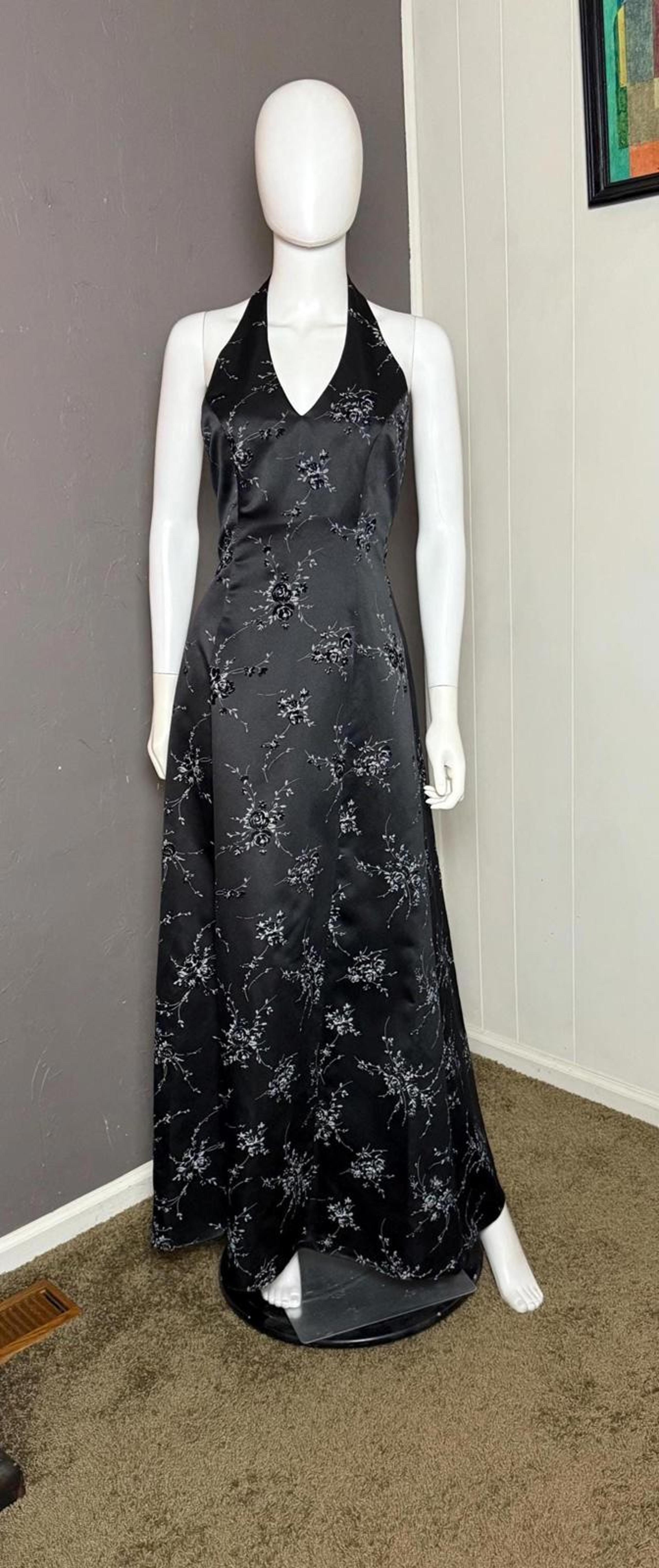 1980's Evening Gown Black Velvet Flocked Halter from Roberta size 7/8