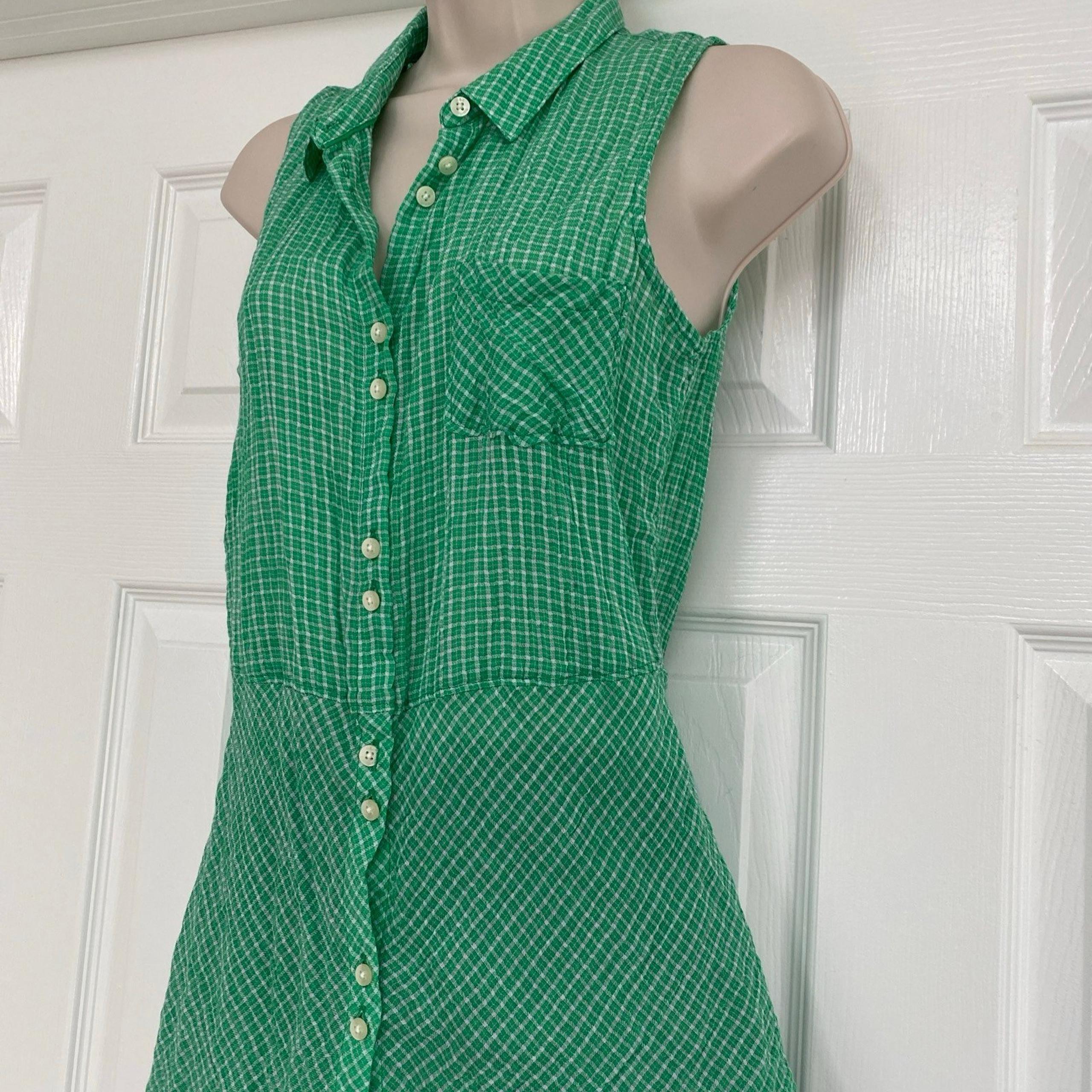 C & C California Green check womens button down sleeveless Blouse Medium $108