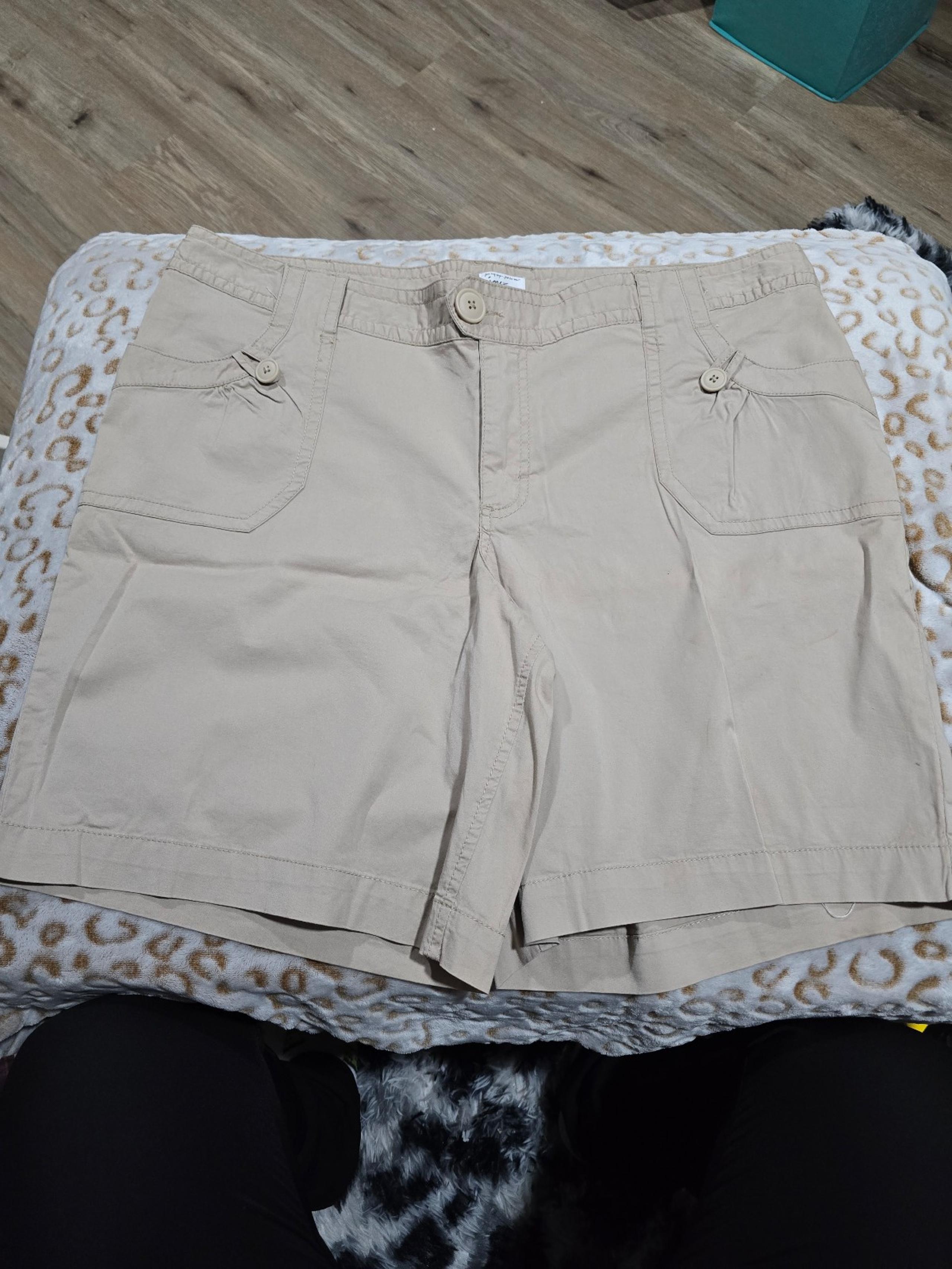 Ladies shorts