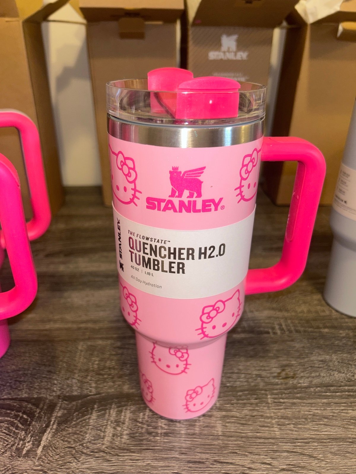 LIMITED EDITION HELLO KITTY