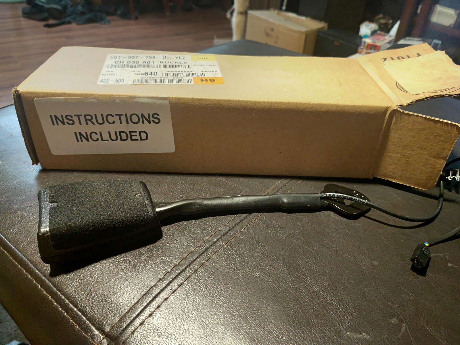 FRONT SEAT BELT BUCKLE 561857755D VW PASSAT 16 17 18 19 20 LH DRIVER SIDE