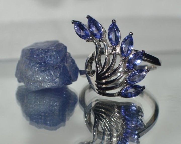 2 ct Natural Tanzanite Gypsy Ring Size 6
