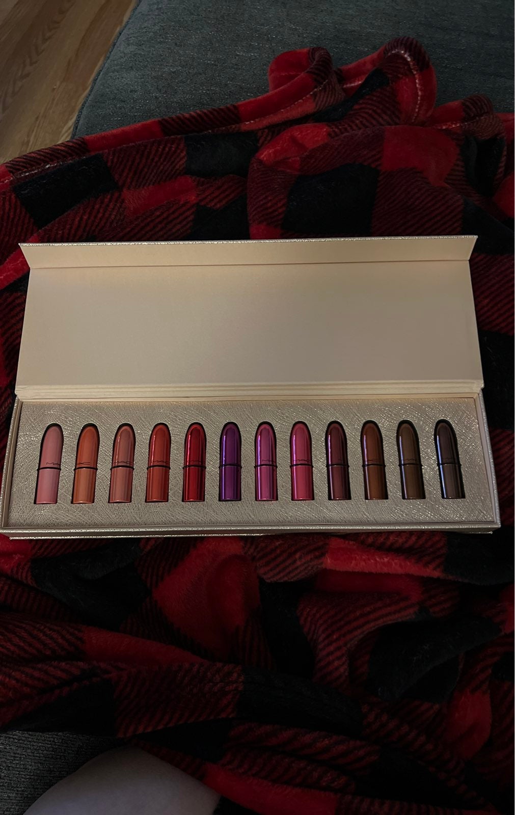 MAC Cosmetics Snow Ball collection Mini Lipsticks