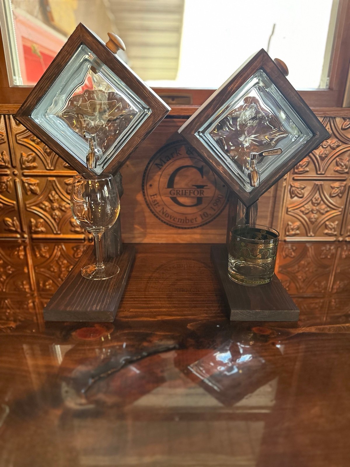 Custom made liquor holder decanter