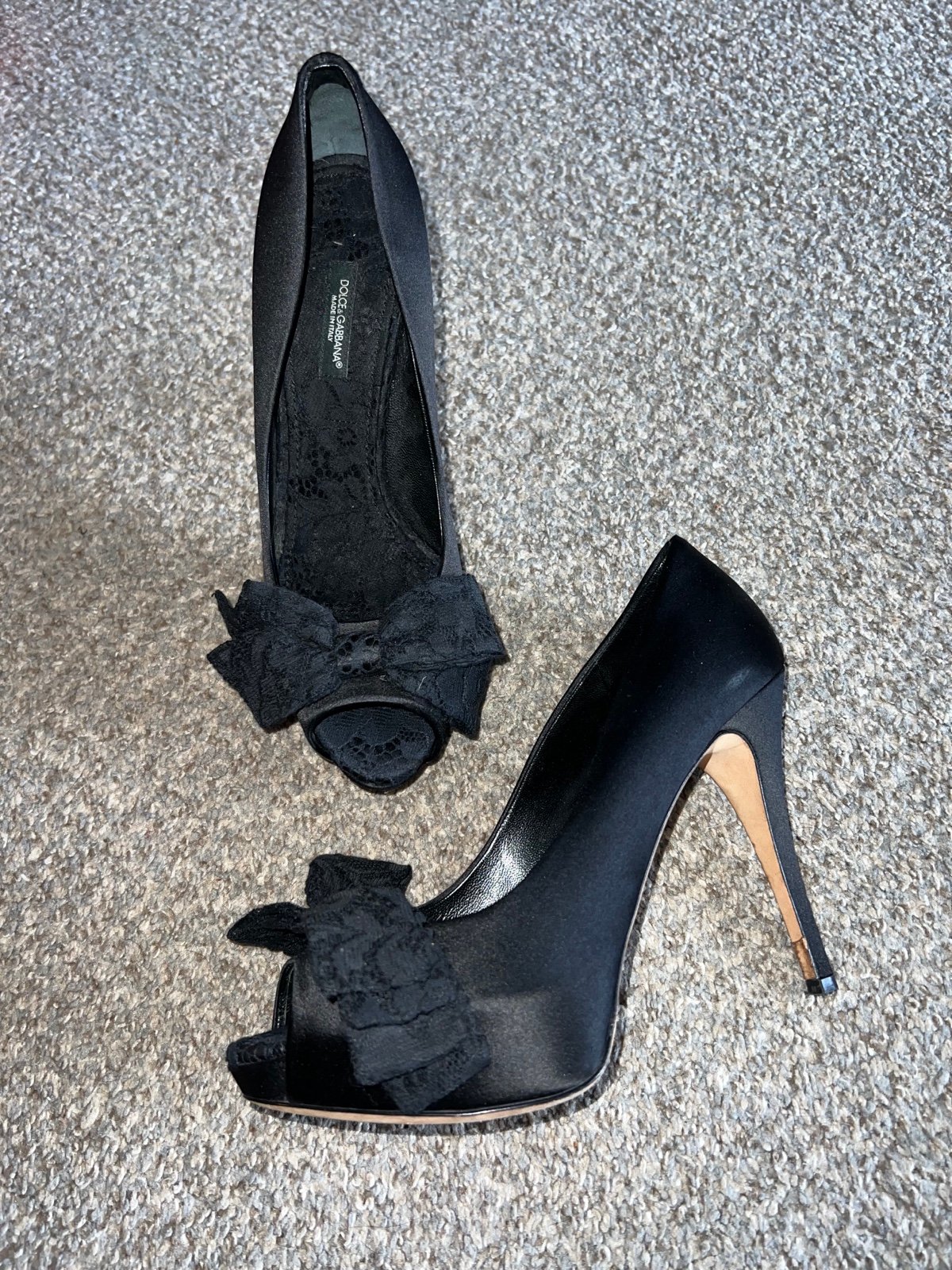 Dolce & gabbana satin and lace heels 38.5