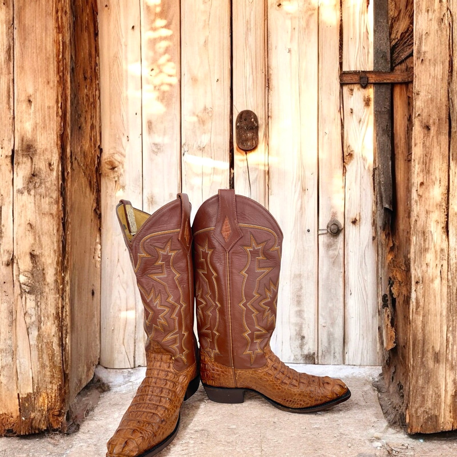 Vintage Yucca Exotic Line Alligator Leather Cowboy Boots Womens Brown USA 6.5E