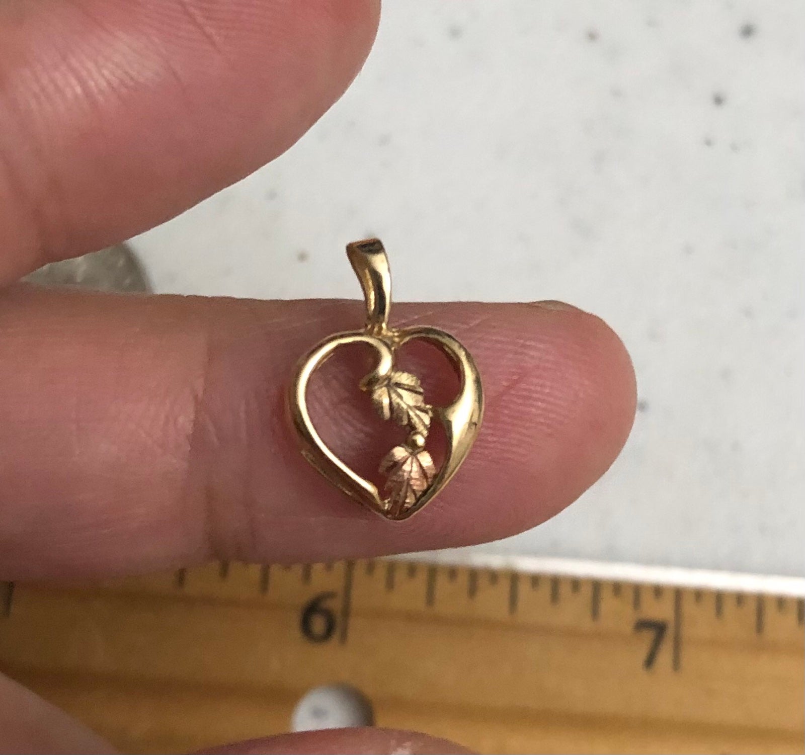 10k gold black hills two tone leaf heart charm pendant