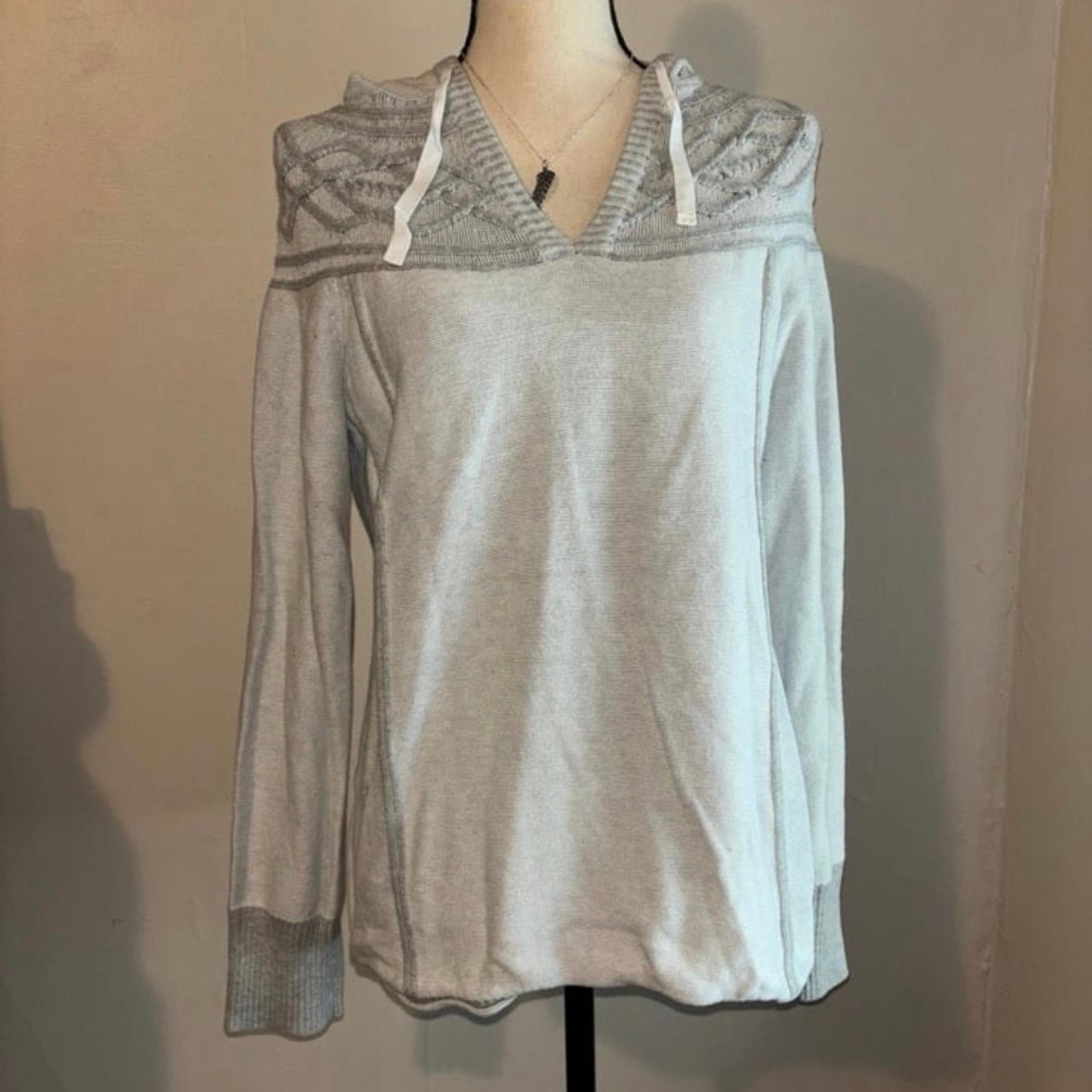 Eddie Bauer Grey Pattern Hooded Sweater