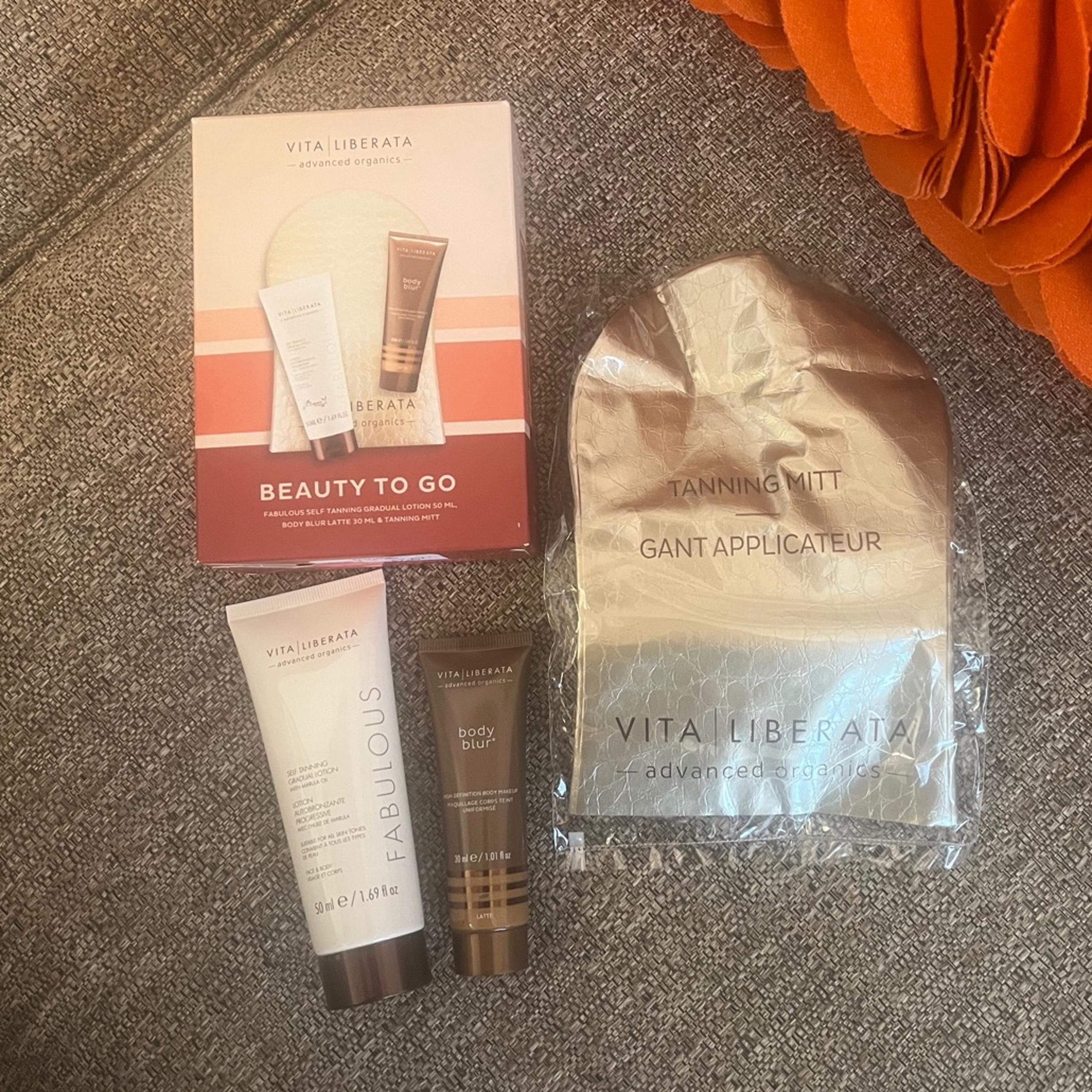 NWT Beauty To Go Self Tanning Set - Vita Liberata