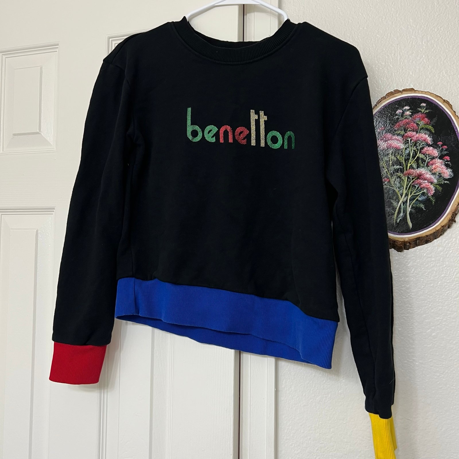 United Colors of Benetton designer crewneck sweatshirt logo designer Italy