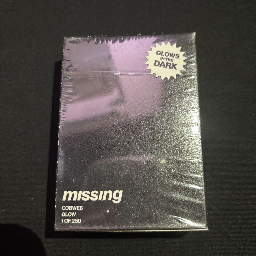 割引購入 Missing Glow Cobweb トランプ
