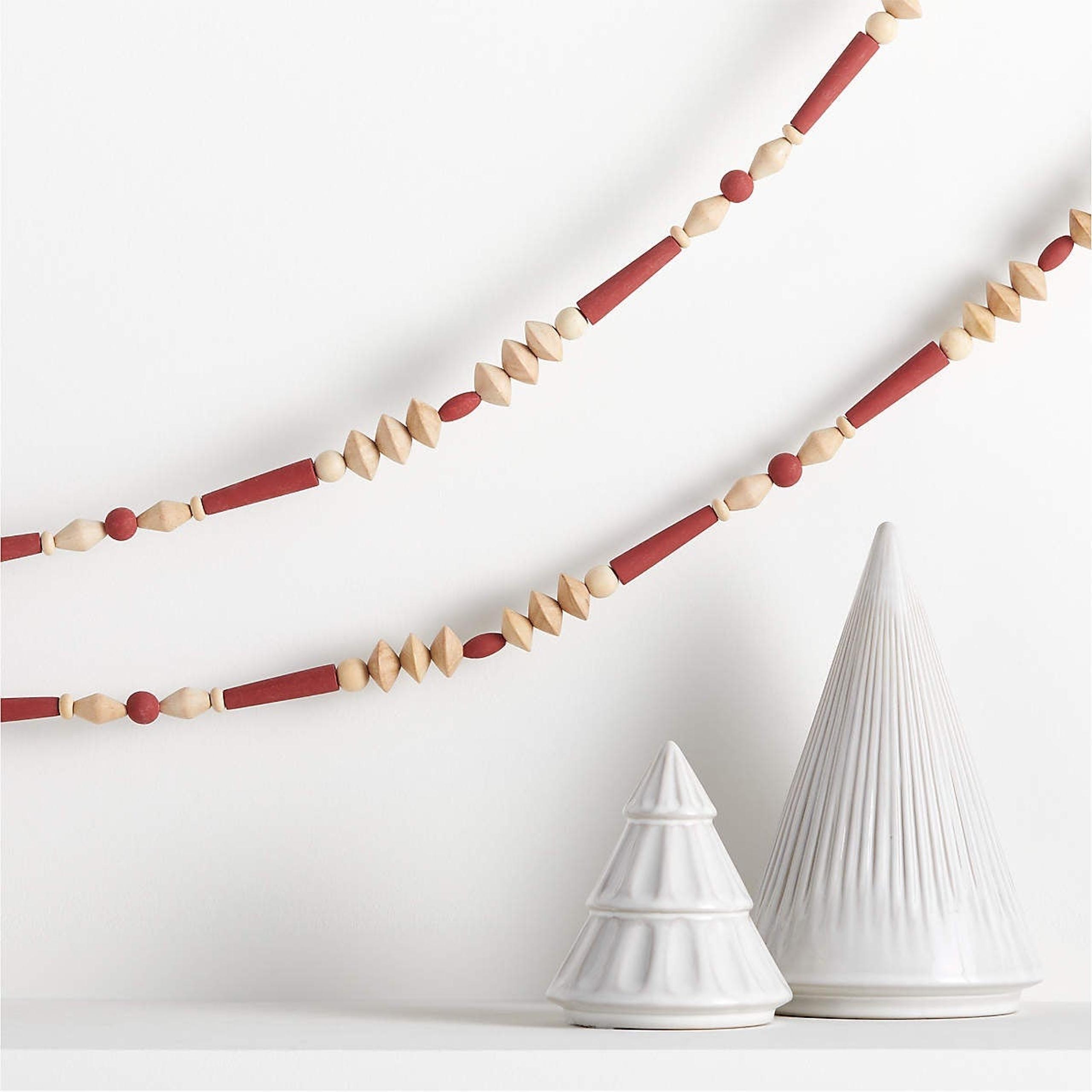 NWT Crate & Barrel wooden bead garland